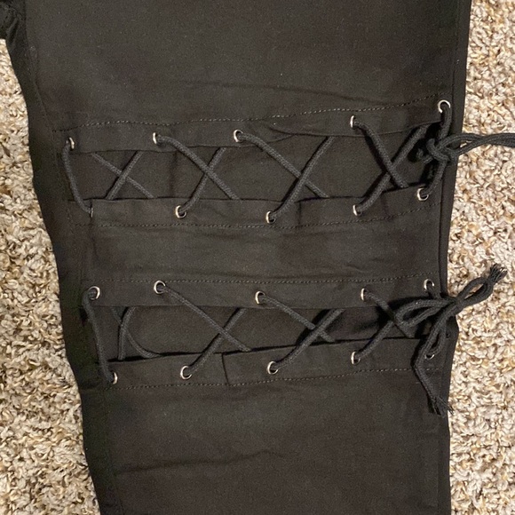 See Ya On The Flip Side Skinny Jeans - Picture 2 of 5